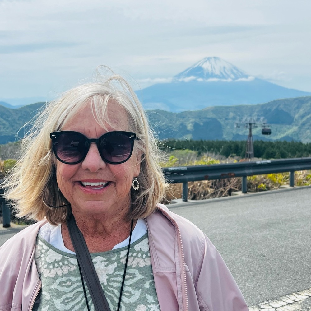 Meet your Posher, Ellen